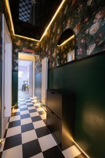 Checkered Wonderland at 19 Milbanke - 7