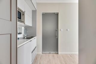 Aura 40 City Center Studio by Downtown Apartments - 9