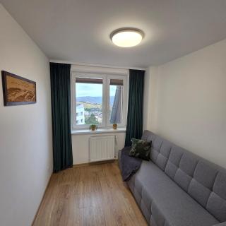 Słoneczny Apartament Panorama 5 7 z Widokiem na Jezioro i Góry - 8