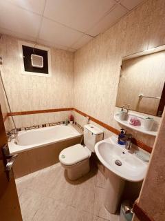 Studio Apartment Near Sahara Centre Sharjah Dubai Border - 6