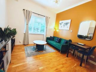 Chic 2 Bed Flat-Free Parking in Bournemouth Town Centre - 9