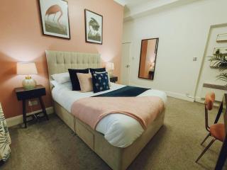 Chic 2 Bed Flat-Free Parking in Bournemouth Town Centre - 7