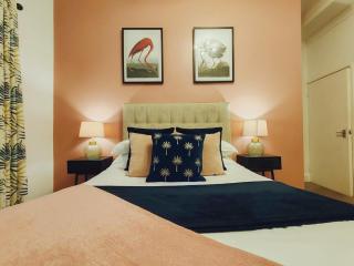 Chic 2 Bed Flat-Free Parking in Bournemouth Town Centre - 4