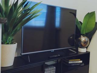 Chic 2 Bed Flat-Free Parking in Bournemouth Town Centre - 3