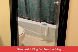 Blue Way Inn by Jasper Hutchinson - 3