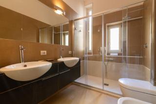 GuestHost - Palermo Roomy and Modern Apartment - 7