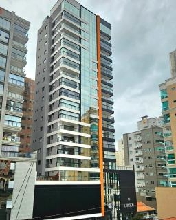 Apto NOVO com Automação na Meia Praia - Itapema - 0