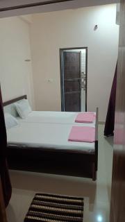 Shri Ram Bhavan- Family Only Homestay - 1