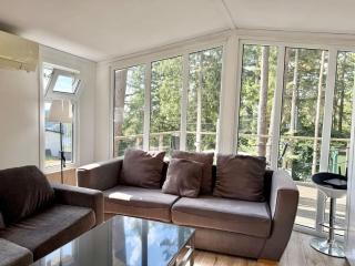 The Small Dream Base Near the Lake - 3 Beds - Parking - Volvo - 4