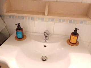 Mary's vintage house - 3