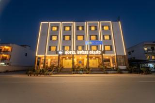 FabHotel Swess Grand - 0