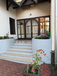 Aranyhídszálló - 2