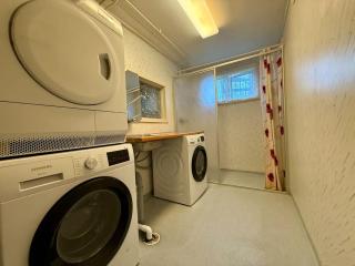 Workers Dream Villa - 10 BR - 14 Beds - Volvo - 7