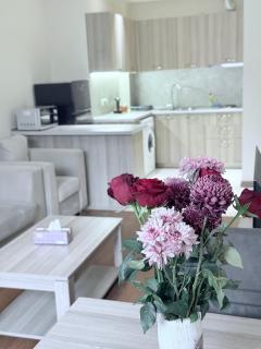 Republiq Square LUXURY with balcony - 3