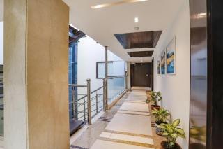 FabHotel Grand Stay - 8