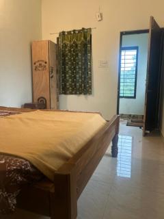 The Last Stop Backpackers Hostel - 5