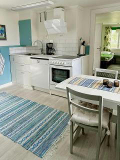 Traditional Red House By The Lake In Småland - 2