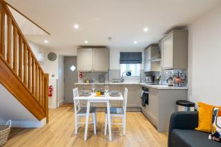 The Alehouse Retreat, The Crown Inn - 8