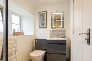 The Alehouse Retreat, The Crown Inn - 7