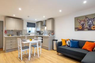 The Alehouse Retreat, The Crown Inn - 3