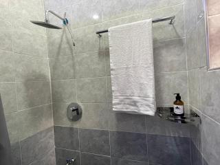 Palace Guest House - 5