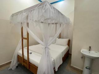 Palace Guest House - 0