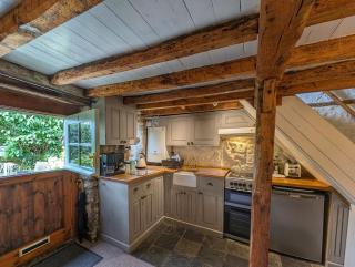 Gorgeous romantic cosy cottage retreat with views - 1