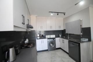 Laguna La Crete 43 - Uvongo Beach - 8