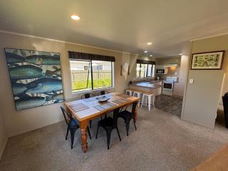 Anglers Base - 3 x Boat Parking - 9