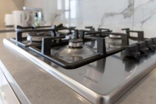 Stylish 1B with View n Parking Next to Westfield - 2