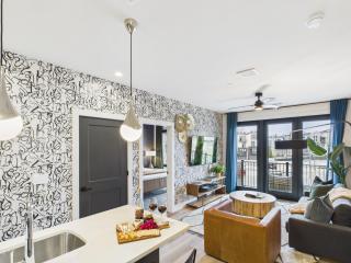 Bourbon Street Blues-Odyssey-Pool&Gym-Mins 2 Broadway - 6