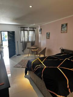 Latinos Casa with pool - 5