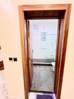 De New Dawn Hotel And Lounge - 8