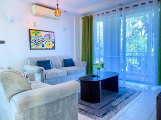 Blissful 2 bedroom beach flat - 0