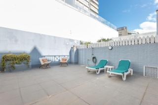 Frente al puerto apto de lujo 3 dorm y servicio - 2