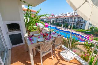 Sunset Beach Club Aqualettings Mermaid 8 - 9