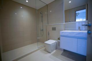 Brand New 2 BHK in Burj Royale - 5