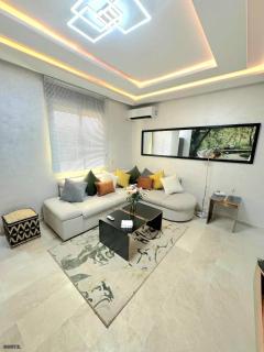 Luxury apartment in Guliz, Marrakech - 0