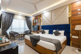 Hotel Ambiance Plaza Near IGI Airport - 0