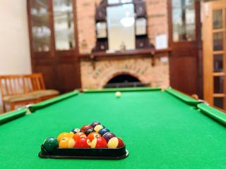 Deluxe Villa - Circa 1860s Homestead - 2