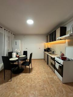 Cozy Corner Apartment Urban Stay la Gară - 0