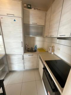 Sunny Corner Apartment - 2