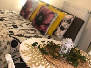 Cozy Apartment Prague Airport- 5 minute drive from AirPort - 4