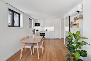 Private Garden Oasis, A Charming Flat in Bonfim - 3