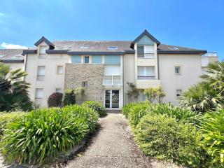 Séjour à Beg Meil, T2 cosy avec jardin - 1