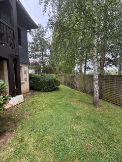 Rez de chaussée, vue sur le Golf et parking gratuit - 2