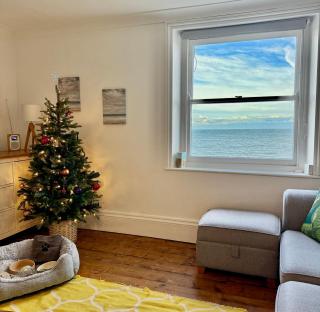 Central, Seaview Apartment, 3 beds, 2 baths, kid & dog friendly at The Lookout Broadstairs - 9