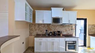 Chic & spacious studio with parking - 7