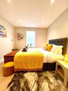 Brand New Apt -Coastal Breeze 1-bedroom apartment in Bournemouth with free parking- sleeps 4 ppl- internet - 9