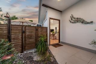 Coolum Beach Yaroomba Beach House - 7